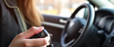 Tani wynajem samochodów styczeń Aurora